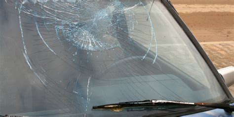 Mobile Auto Glass Repair & Replacement in Raleigh,。